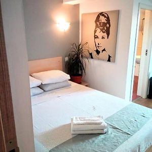 Central Guesthouse (Adults Only)