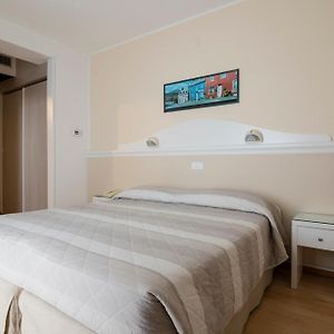 Camera con letto queen size